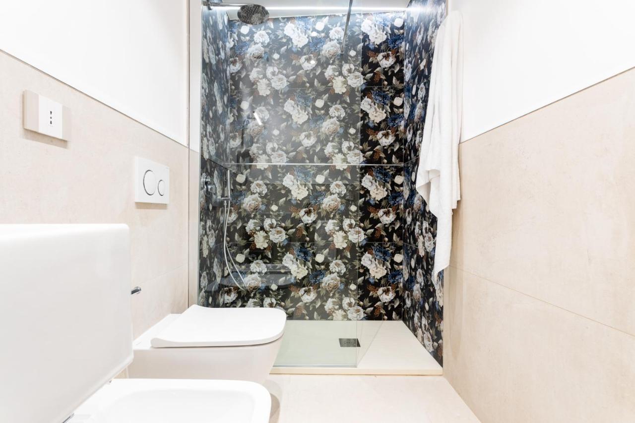 Magnini Rooms Каляри Екстериор снимка