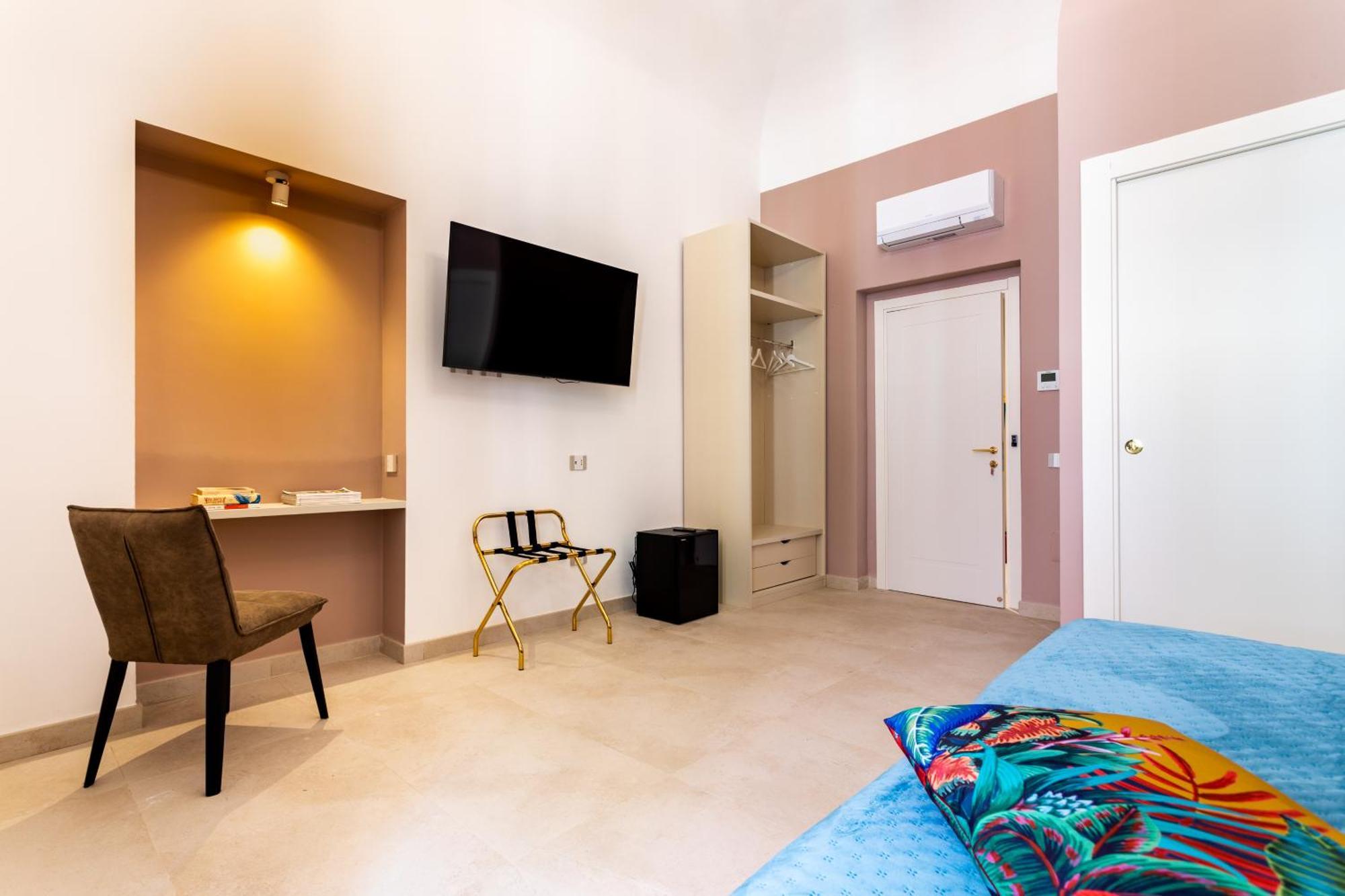 Magnini Rooms Каляри Екстериор снимка