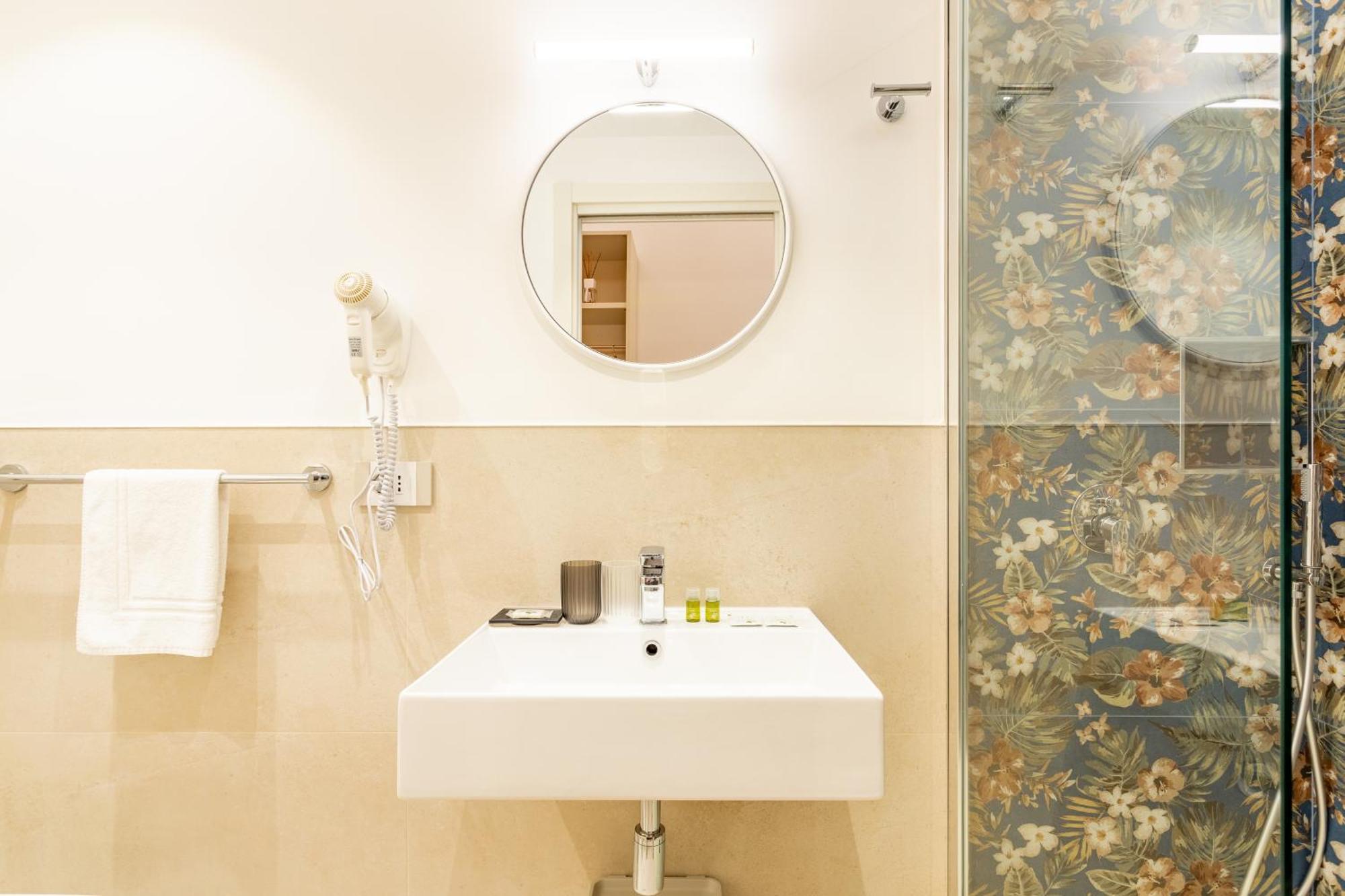 Magnini Rooms Каляри Екстериор снимка
